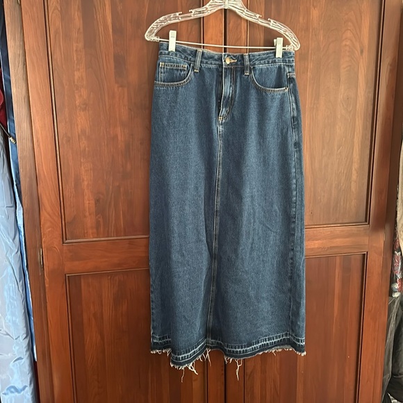 Urban Outfitters Denim skirt - Picture 1 of 3